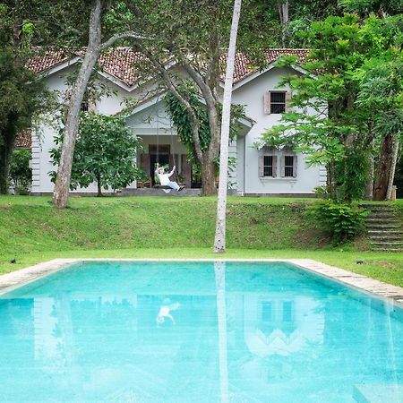 Siri Wedamadura Villa Weligama Exteriör bild