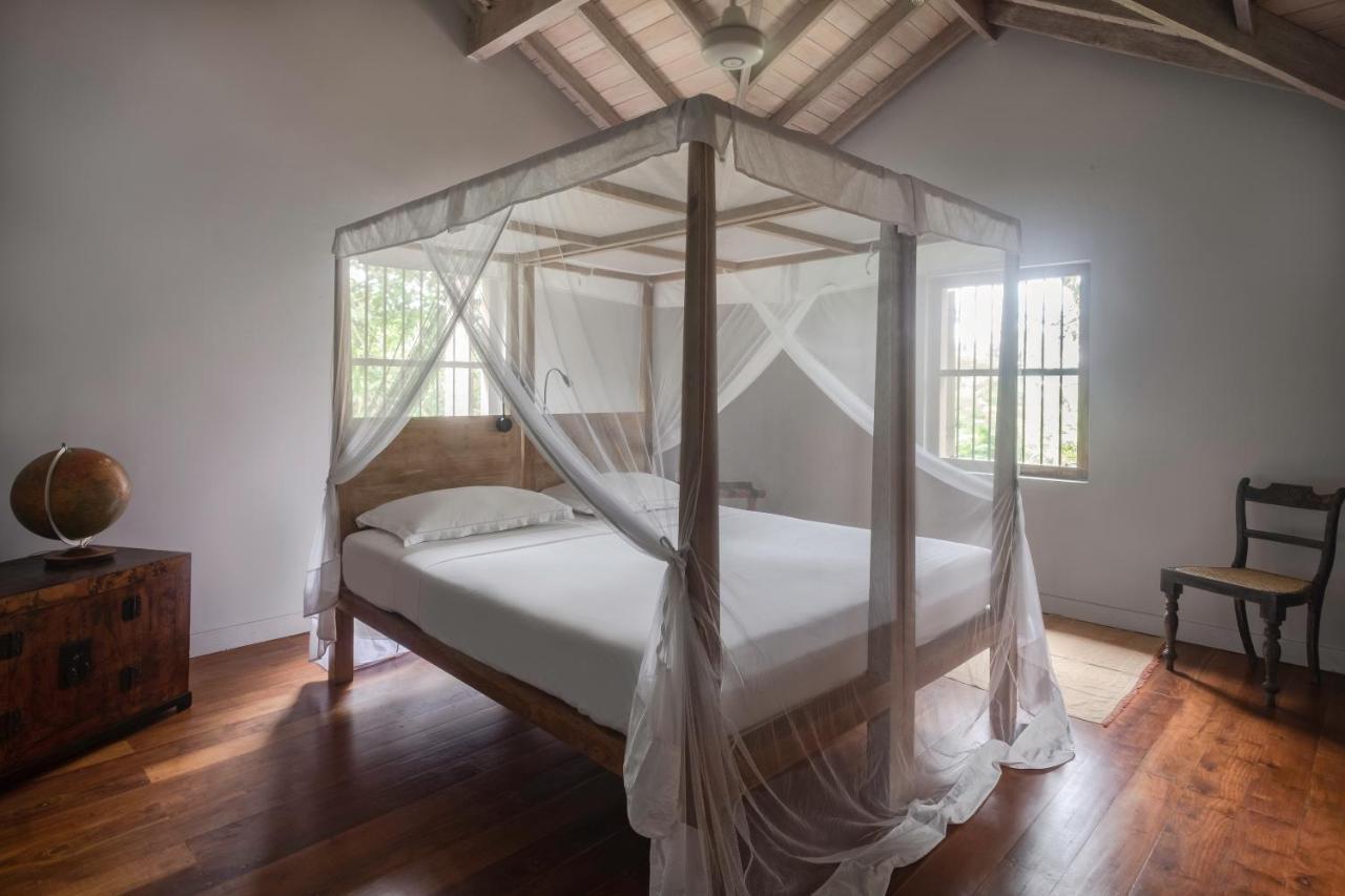 Siri Wedamadura Villa Weligama Exteriör bild